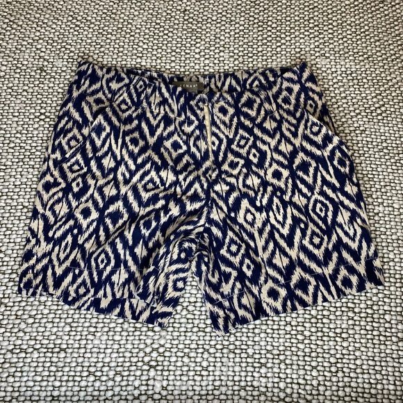 🛍️$5 SALE - Aztec Print Linen-blend Shorts, size 10. - Picture 1 of 2